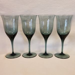 4 Vintage Barware Carico Wine Glasses in Tivoli Blue